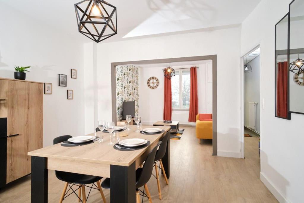 Maison 2 Chambres, Jardin Holiday home Rethel